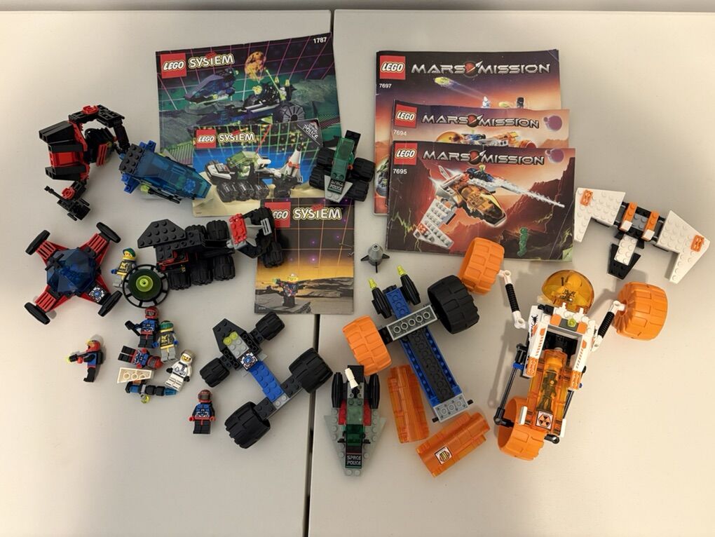 Vintage Space, Mars Mission Legos