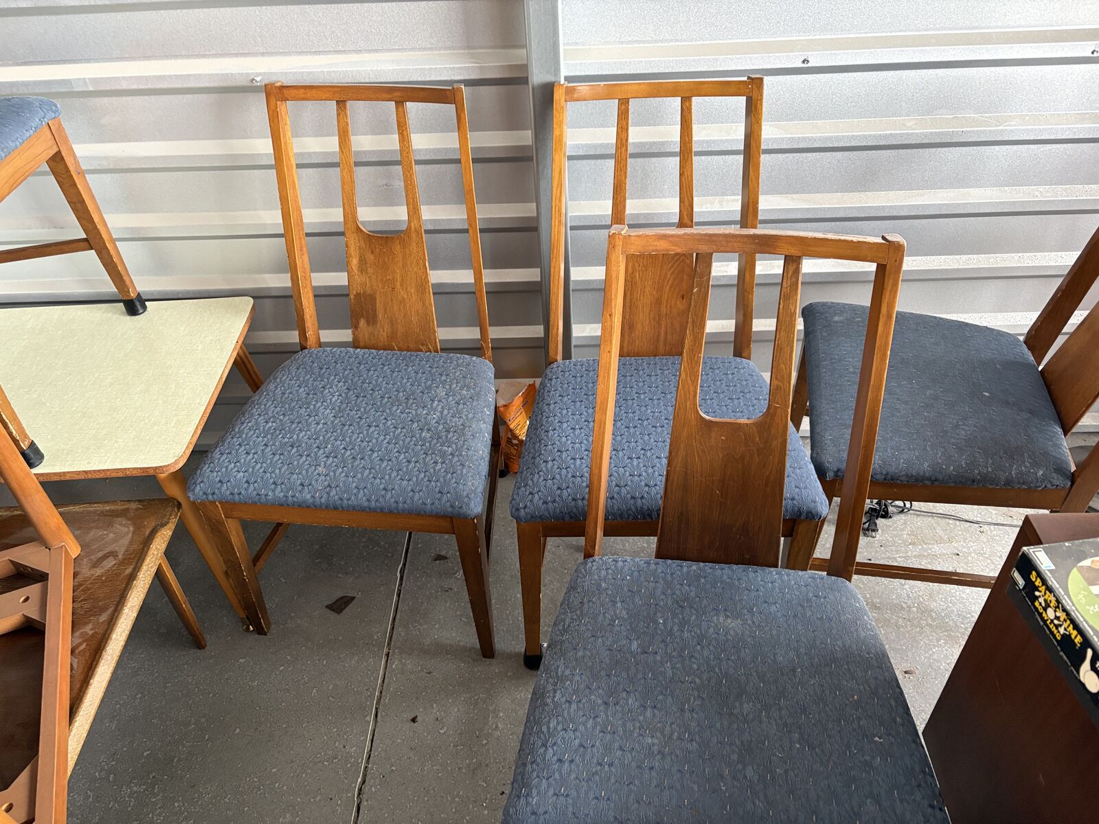Vintage Mid Century Modern Dining table w expansion leaf + 6 MCM dining chairs!!  Dining set w/ real wood top