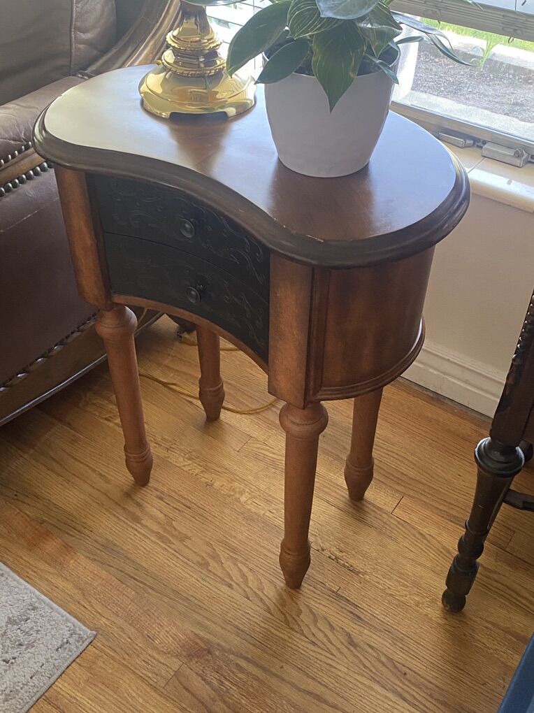 Great Kidney Shape Wood Accent Table W 2 Drawers