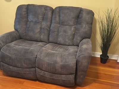 La-Z-Boy / Lazboy loveseat recliner