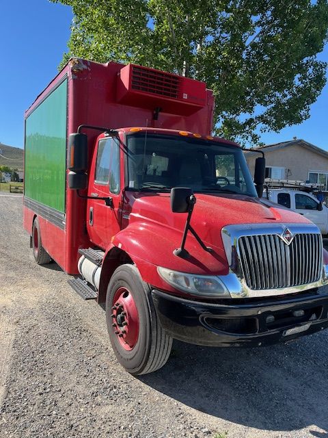 2010 International DuraStar 4300 