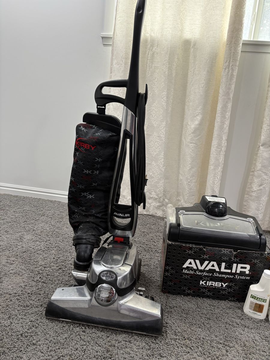 Kirby Avalir Vacuum w/ multi surface shampoo system