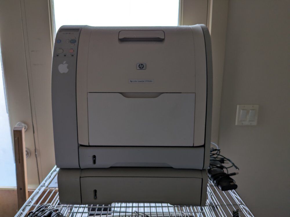 hp color LaserJet 3700 dtn
