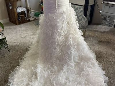 White Strapless Sweetheart Ruffled Wedding Dress with Embellished Waist - Size (6)