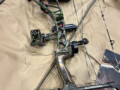 Bowtech Admiral bow