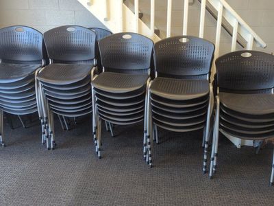 Set of Stackable Office and Conference Chairs in Black