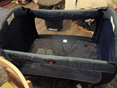 Eddy Bauer pack and play