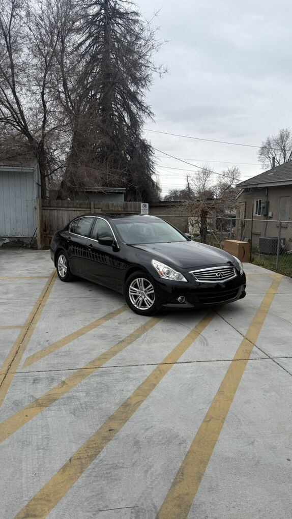 2013 Infiniti G37 x Limited Edition