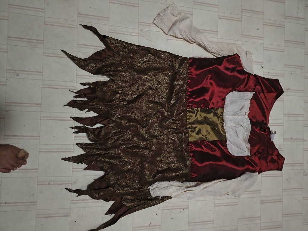 Main image 3