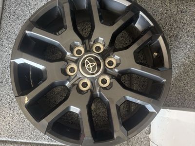 20 inch 6 lug Toyota truck /suv