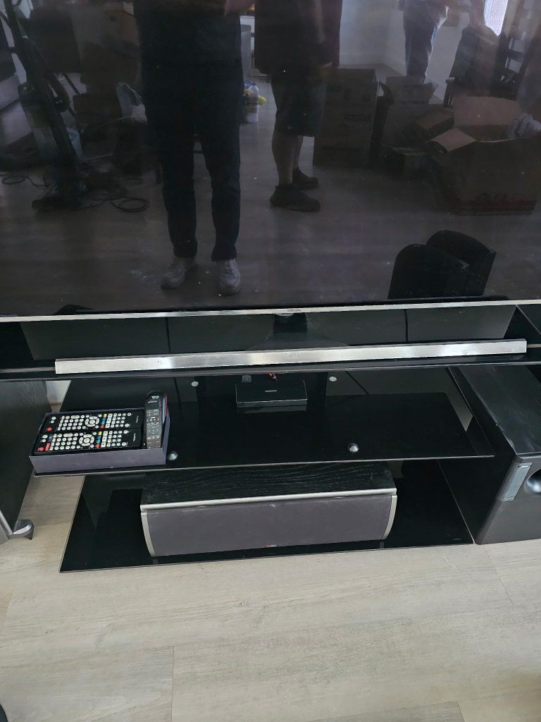 Main image 4