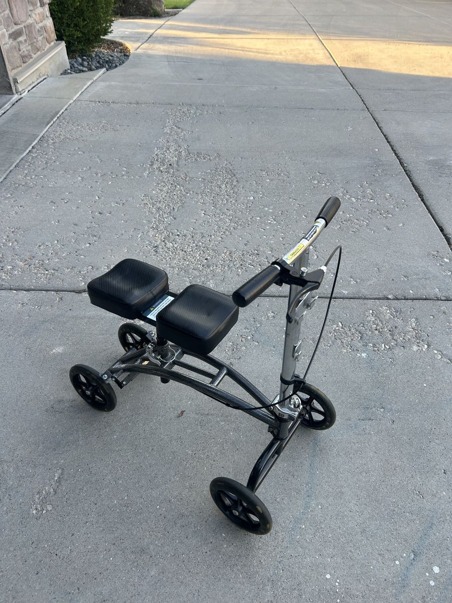 Knee Scooter