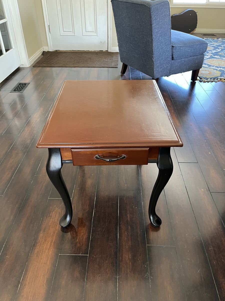 End table