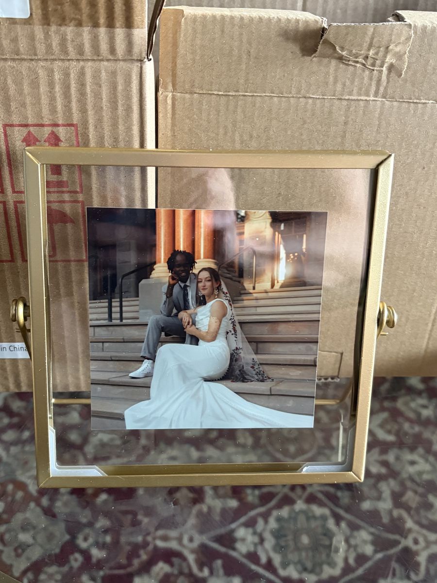 Gold Metal Floating Picture Frame Double Glass  Rotating Stand