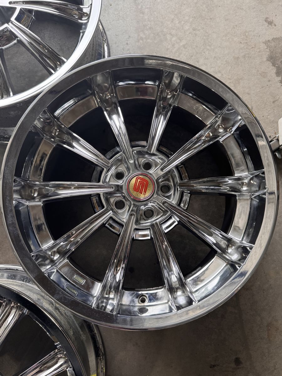 20 inch Shelby CS66 Chrome wheels