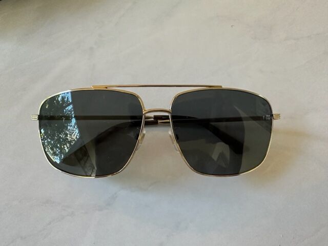 AUTHENTIC GUCCI Aviator Sunglasses