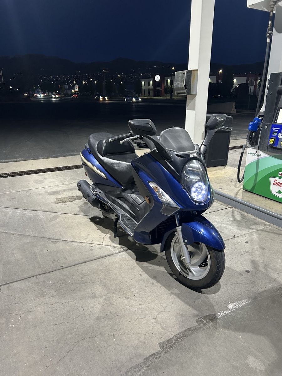 Motor Scooter