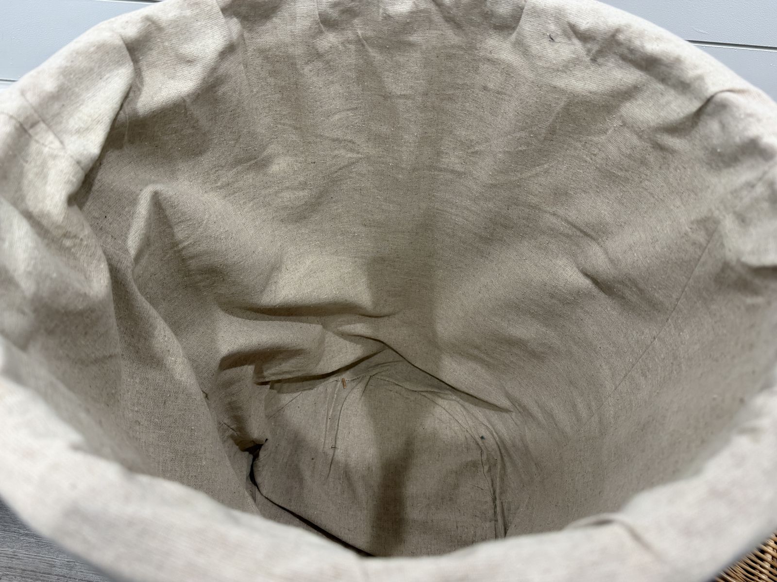 Main image 3