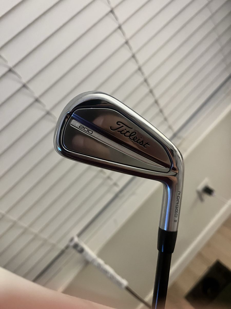 Mint Titleist T200 2 iron. X stiff