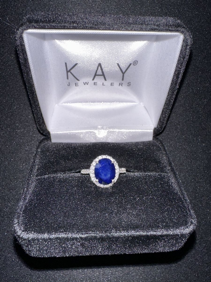 Sapphire engagement ring