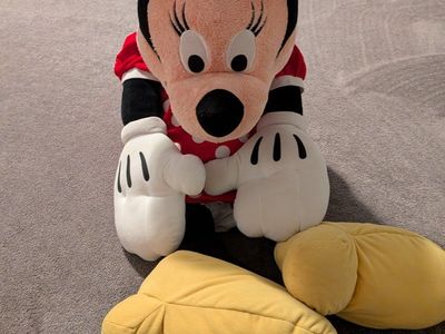 Giant Plush Minnie Mouse