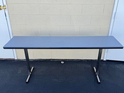 TRAINING DESKS