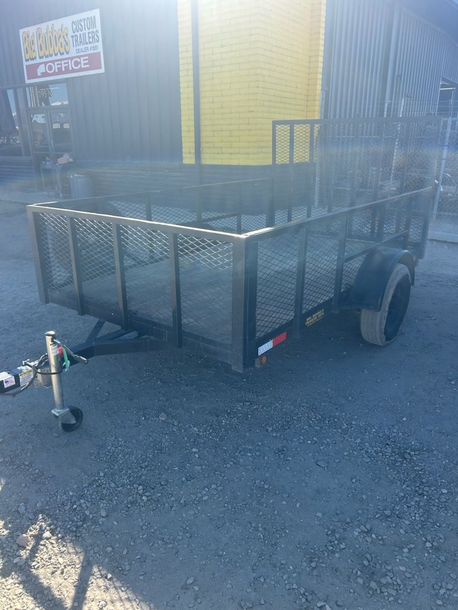 Used 2024 Big Bubba's 6x10 with mesh sides