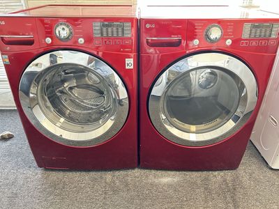 LG washer and dryer set with steam option