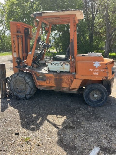 Forklift
