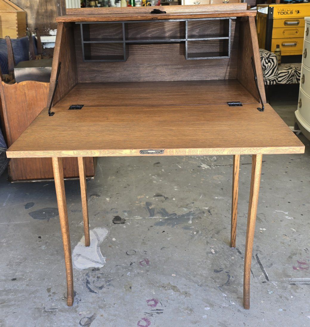 Main image 3