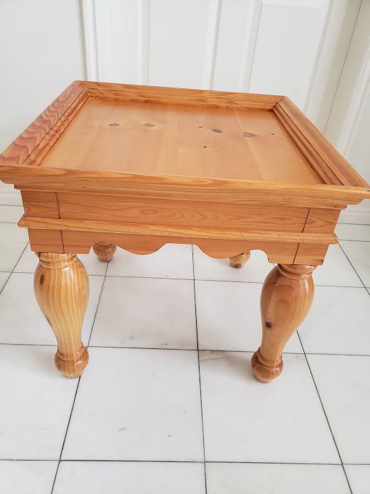 Pine Table