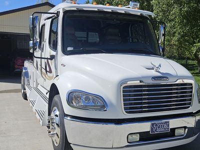 2005 Freightliner Sport Chassis