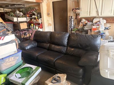 Couch/FREE if can pick up !!!!!
