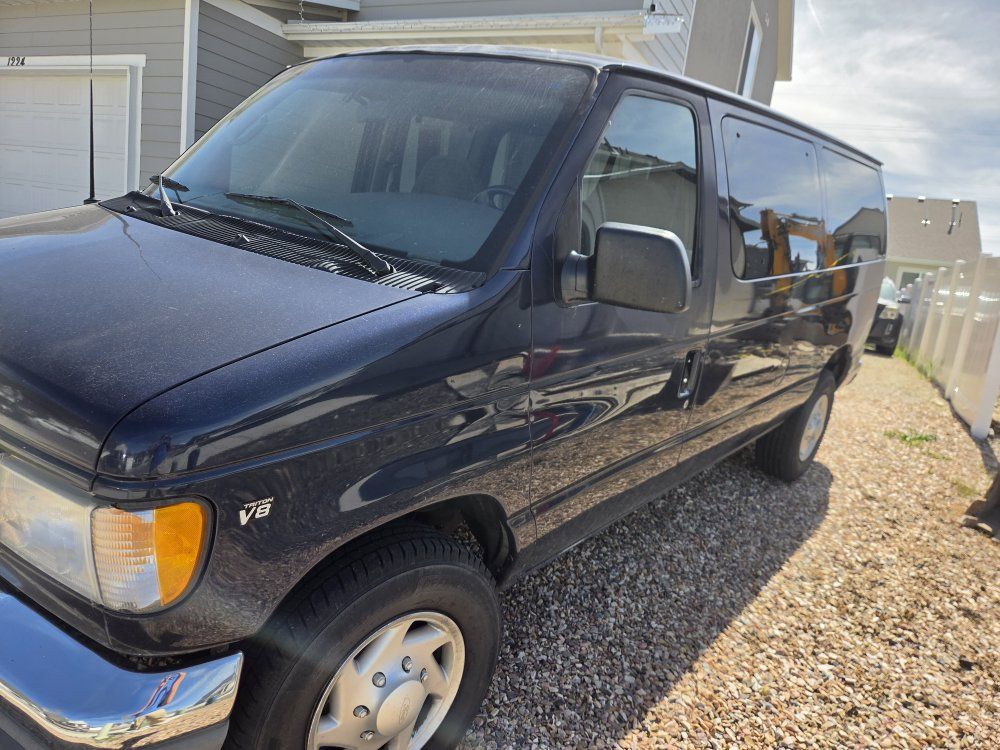 2001 Ford E-Series E-350 SD XLT