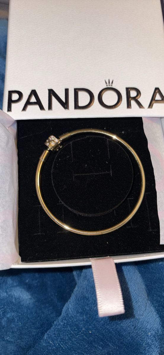 Pandora Sparkling Barrel Clasp Bangle