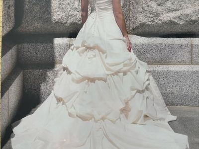 Wedding dress size 3