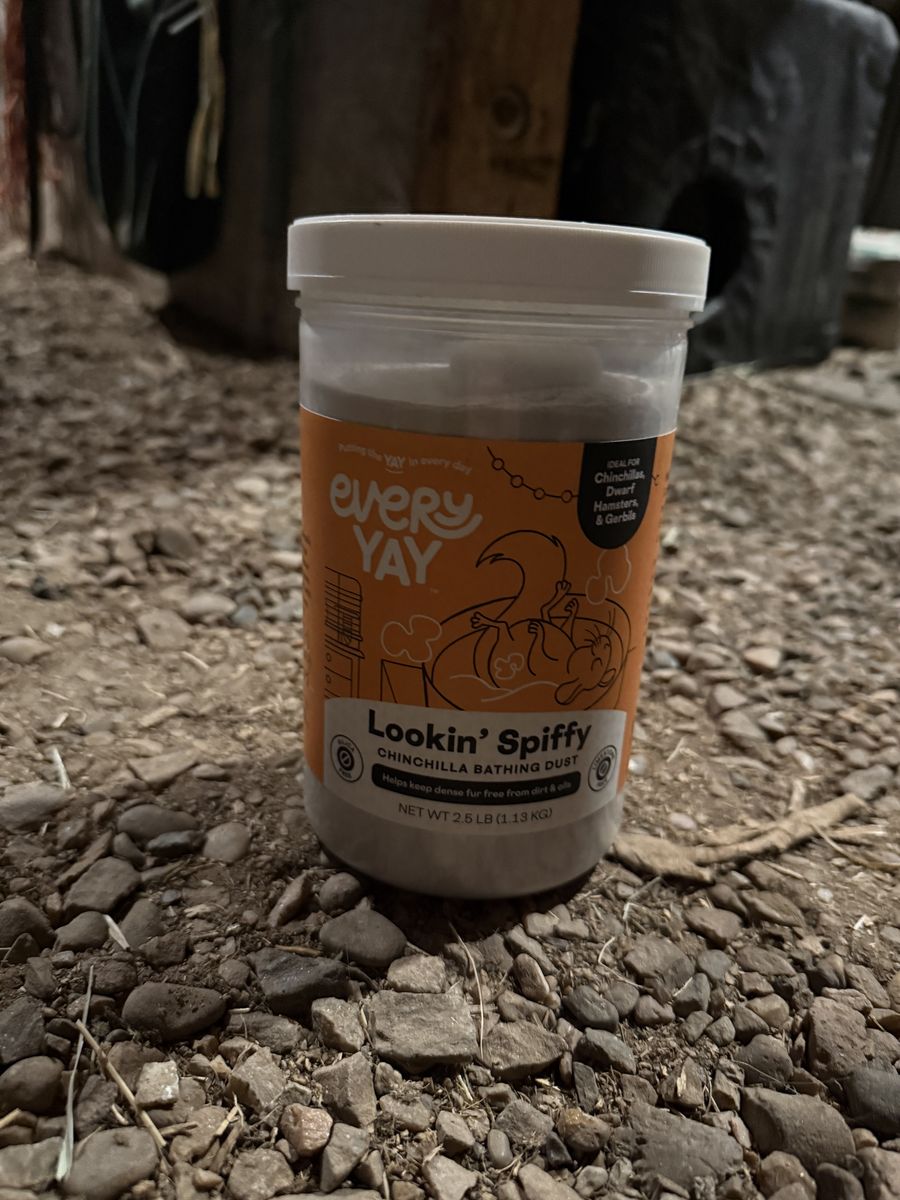 Chinchilla Bathing, Dust