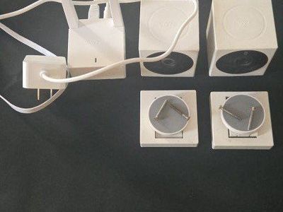 WYZE V2 cameras plus starter kit