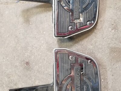 Harley davidson passenger foot rest