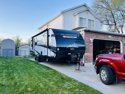 2024 Aurora 280BHS Bunkhouse – Half-Ton Towable, Outdoor Kitchen, Sleeps 8 – Like New