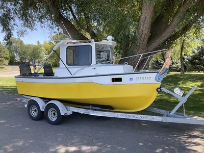 17’ DEVLIN DESIGN DIPPER-HONDA 15HP 4 STROKE-SOLAR-EZ LOADER TRAILER