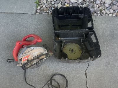 Skilsaw 7-1/4" Circular Saw