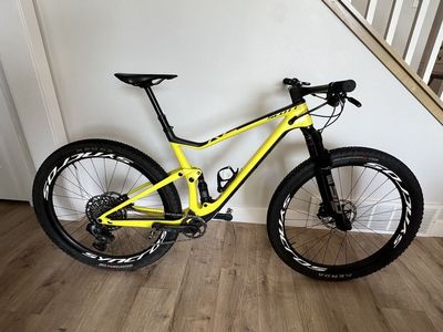 2021 Scott Spark RC 900 World Cup - Excellent Condition!