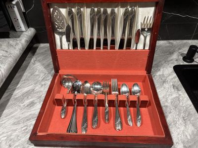 Oneida Tudor Plate 59-Piece Silverware Set in Wooden Case, Vintage