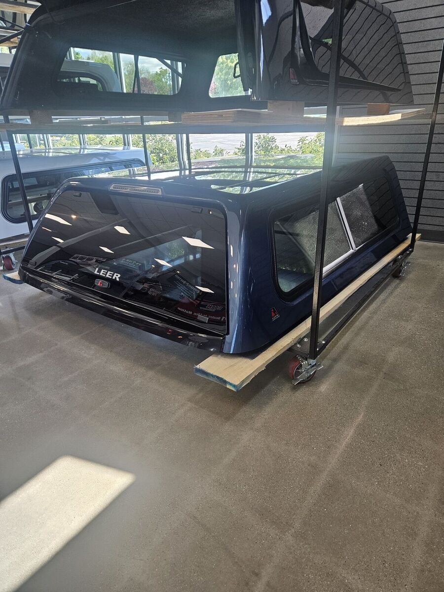 LEER 100XR! 2020+ GMC SIERRA HD SHORT BED 6'6FT!