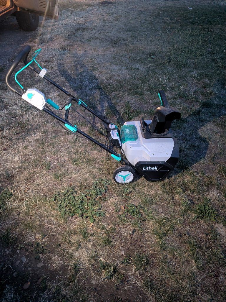 Main image 3