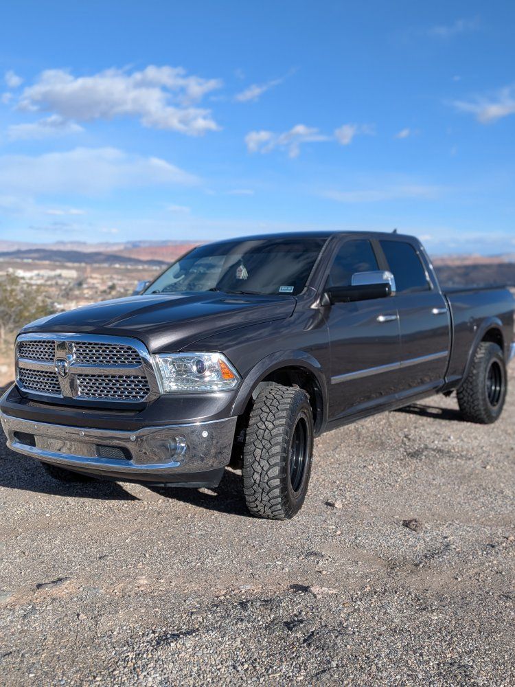 2015 RAM 1500 Laramie