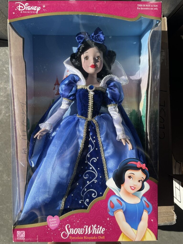 Snow White Disney Collectors Edition