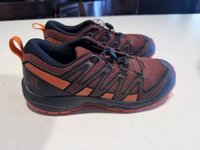 Salomon Speedcross Junior Trail Running Shoes - US 6