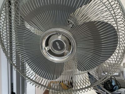 Galaxy Oscillating Table Fan - White/Silver, Fully Functional